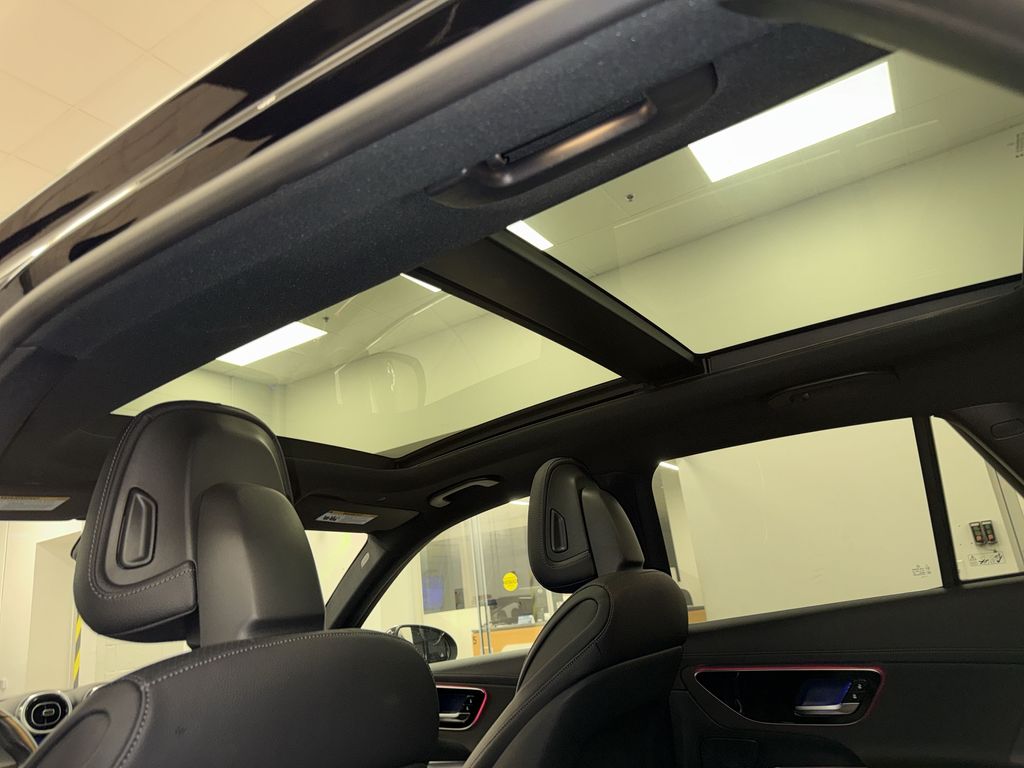 Thumbnail: 2023 Mercedes-Benz GLC - 23
