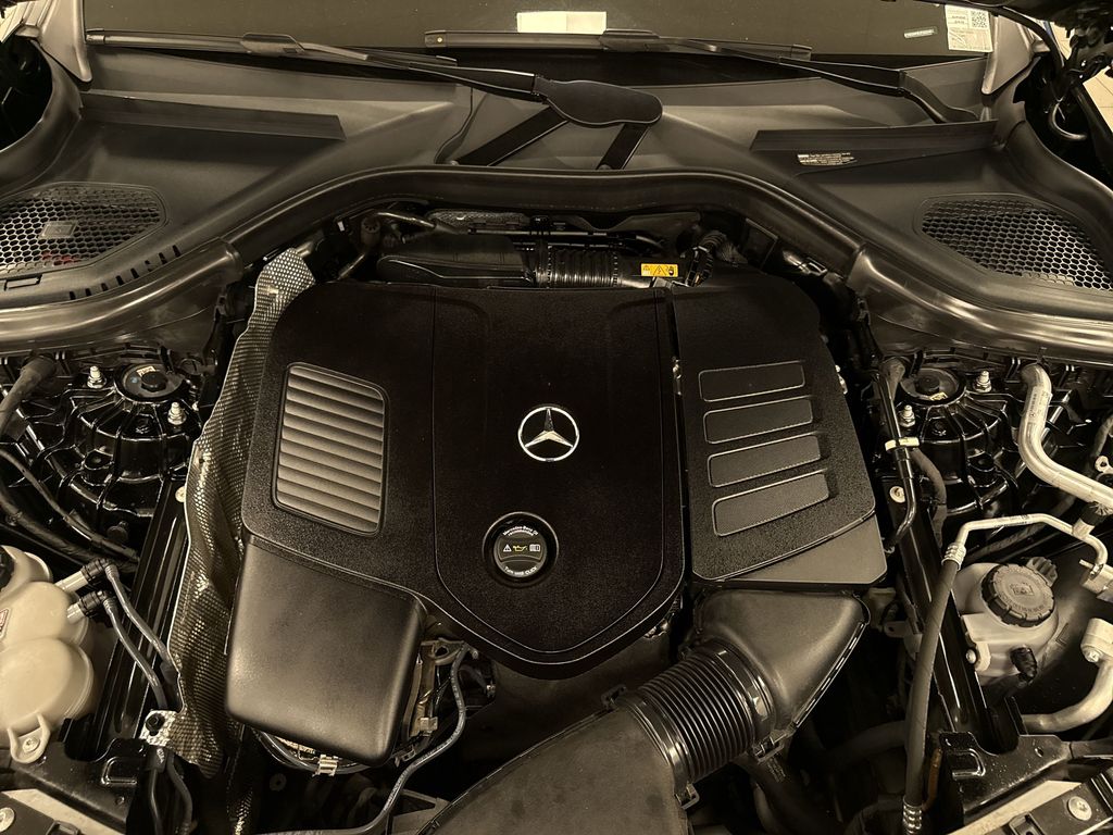 Thumbnail: 2023 Mercedes-Benz GLC - 7