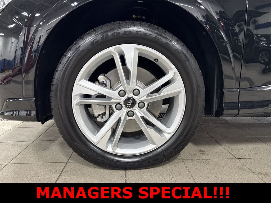 Thumbnail: 2024 Audi Q3 - 7