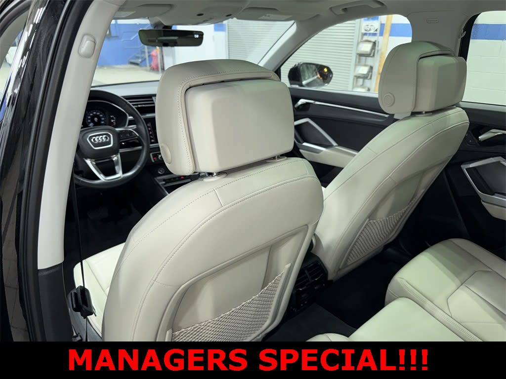 Thumbnail: 2024 Audi Q3 - 30