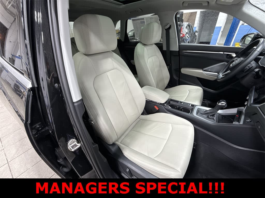 Thumbnail: 2024 Audi Q3 - 11