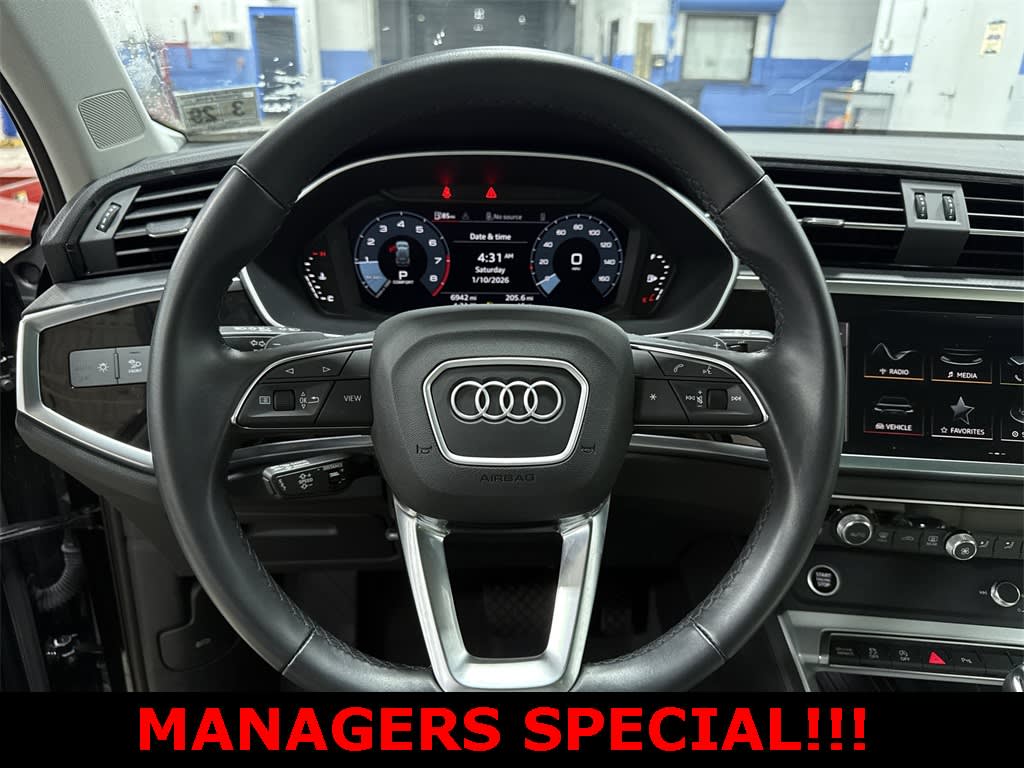 Thumbnail: 2024 Audi Q3 - 2
