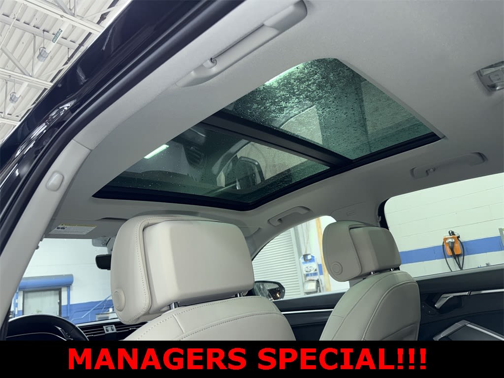 Thumbnail: 2024 Audi Q3 - 27