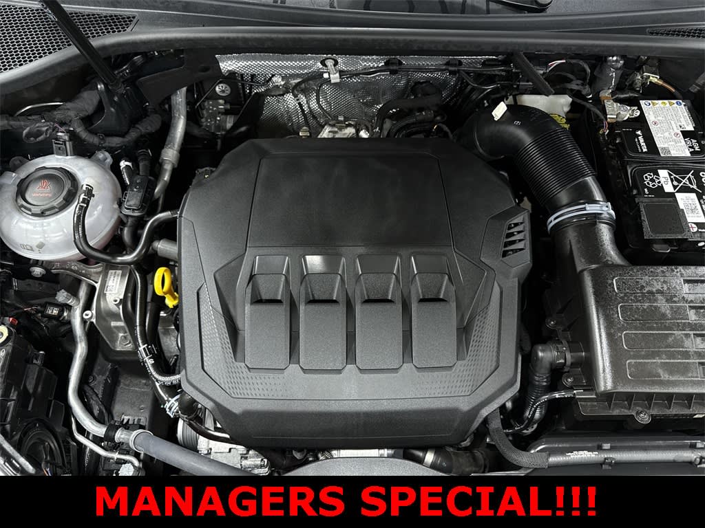 Thumbnail: 2024 Audi Q3 - 8