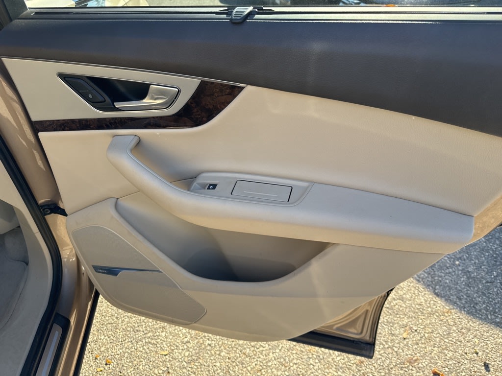 Thumbnail: 2019 Audi Q7 - 23