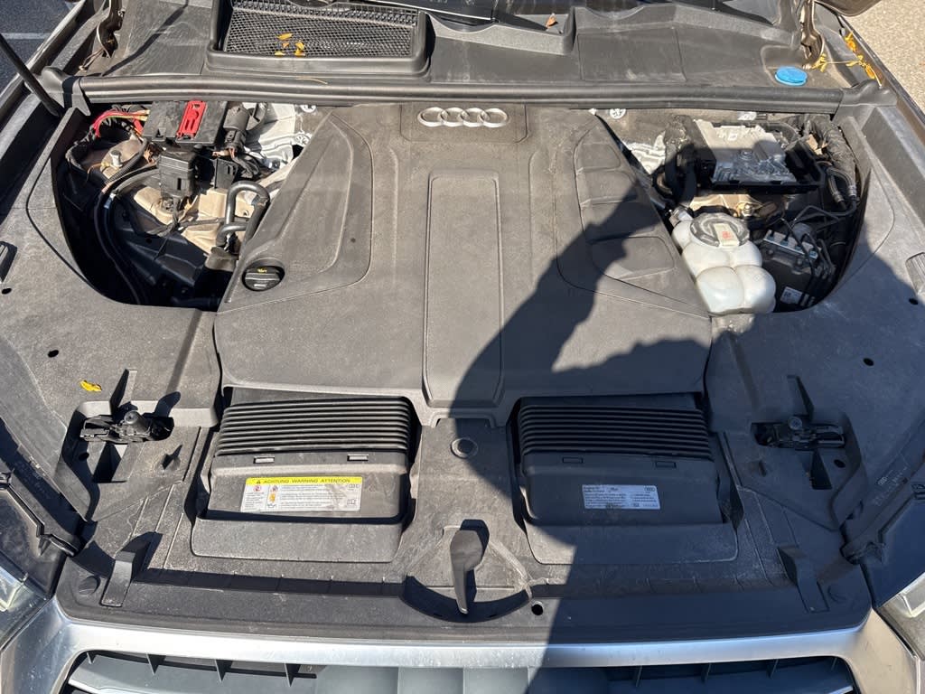 Thumbnail: 2019 Audi Q7 - 7