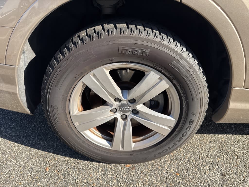 Thumbnail: 2019 Audi Q7 - 25