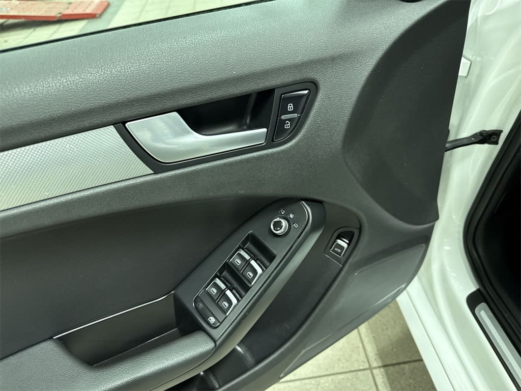 Thumbnail: 2014 Audi A4 - 23