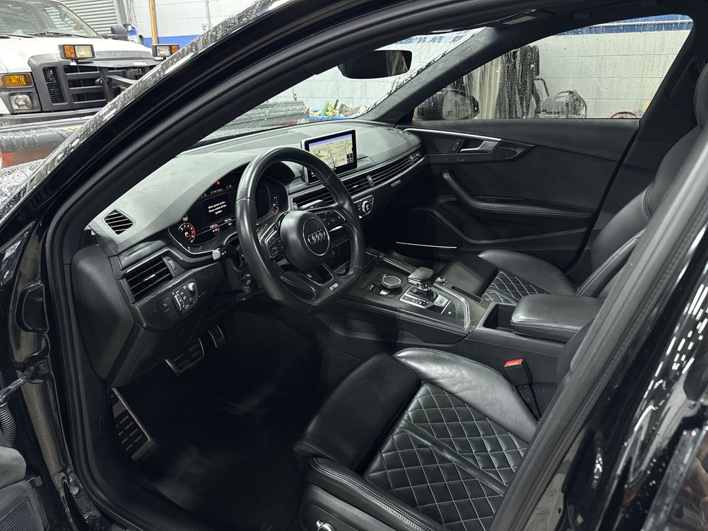 Thumbnail: 2018 Audi S4 - 8