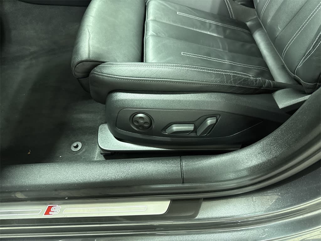 Thumbnail: 2021 Audi A4 - 26