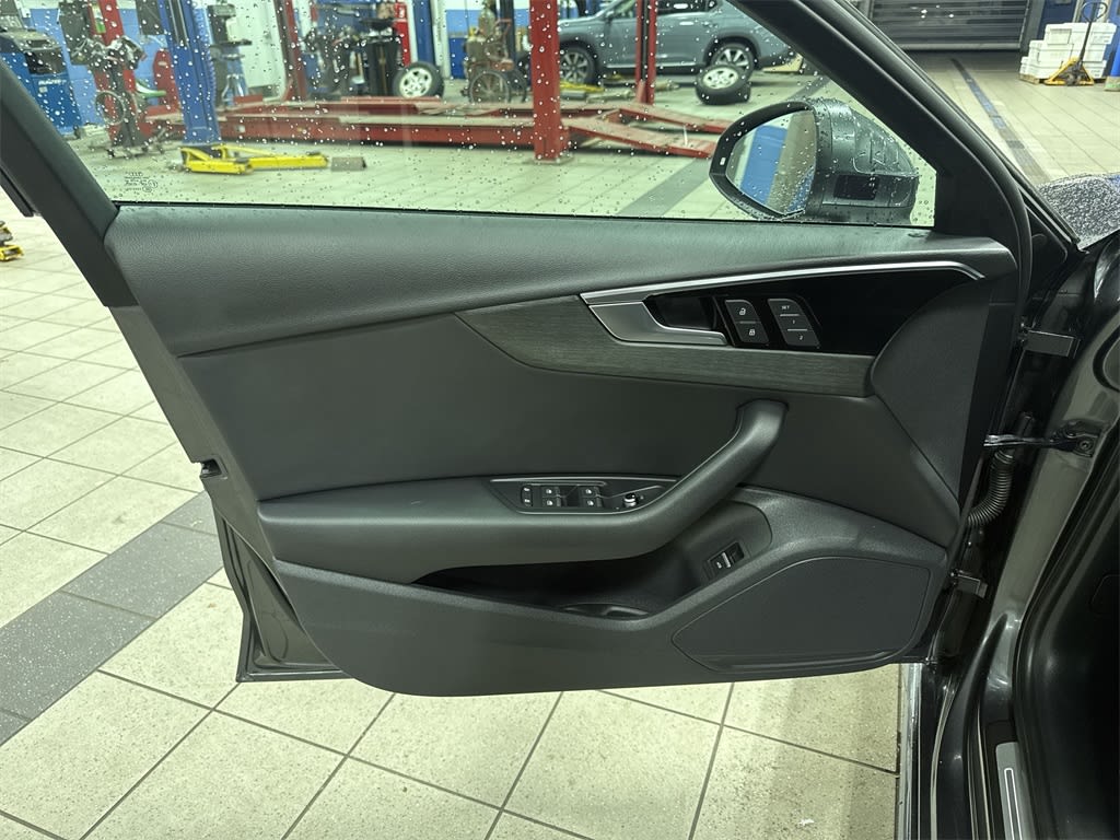 Thumbnail: 2021 Audi A4 - 32