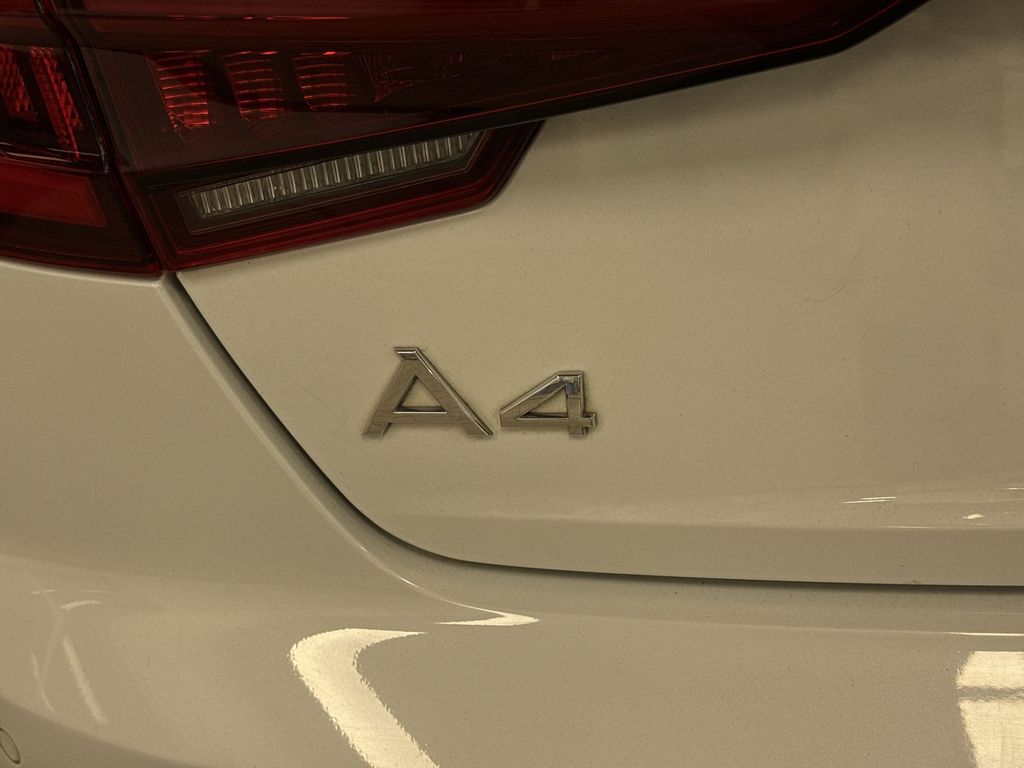 Thumbnail: 2018 Audi A4 - 29