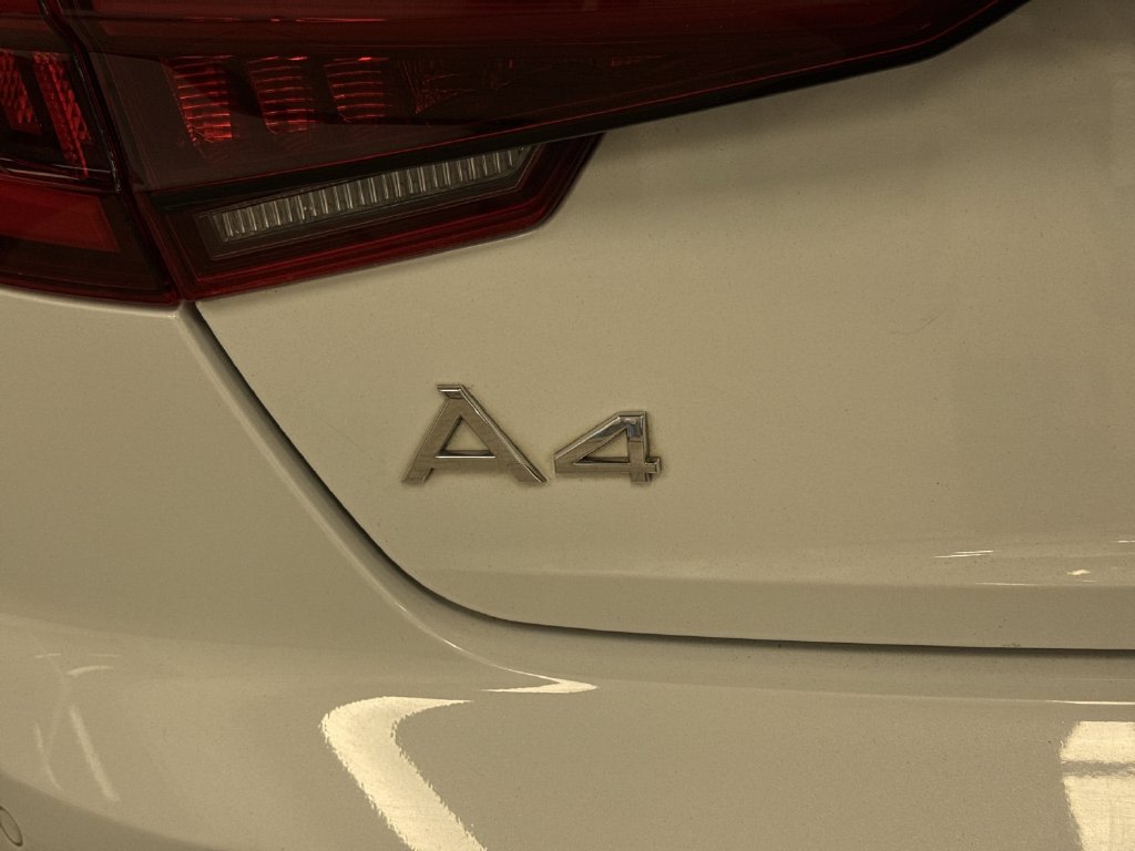 Thumbnail: 2018 Audi A4 - 29
