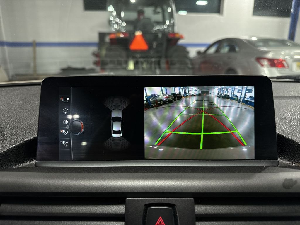 Thumbnail: 2017 BMW 2 Series - 30