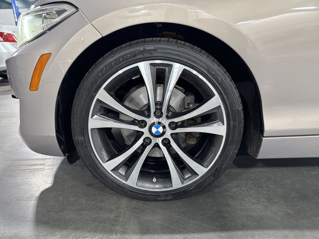 Thumbnail: 2017 BMW 2 Series - 7