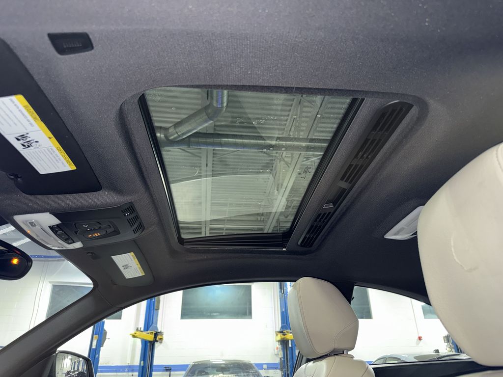 Thumbnail: 2017 BMW 2 Series - 29