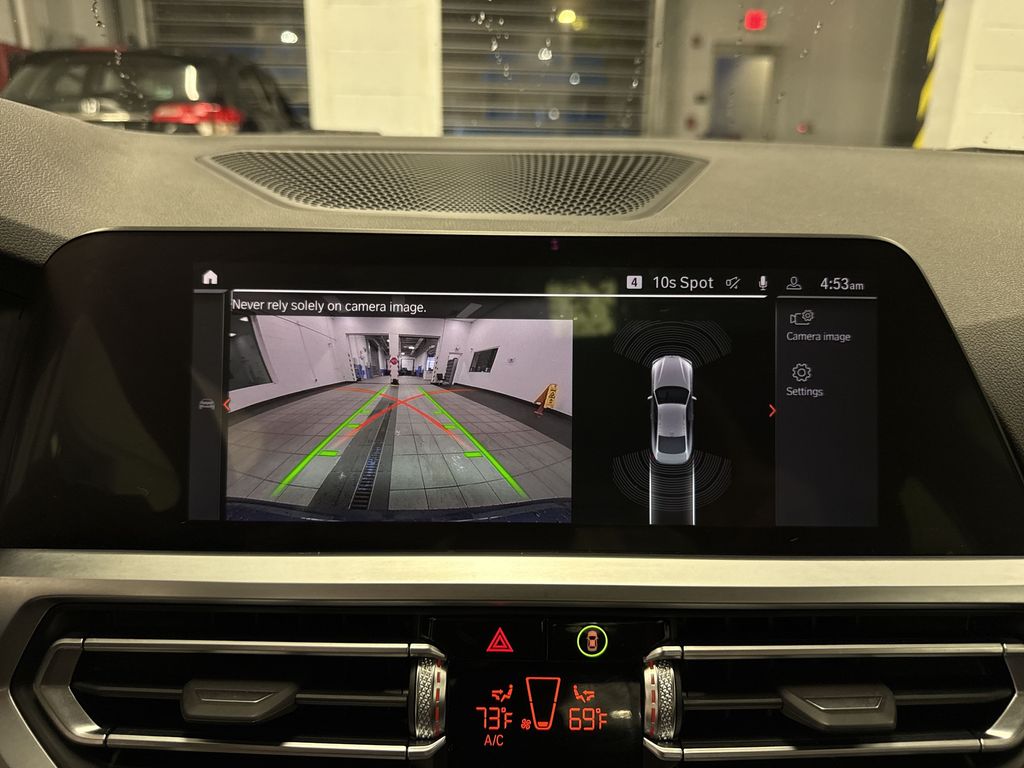 Thumbnail: 2022 BMW 4 Series - 26