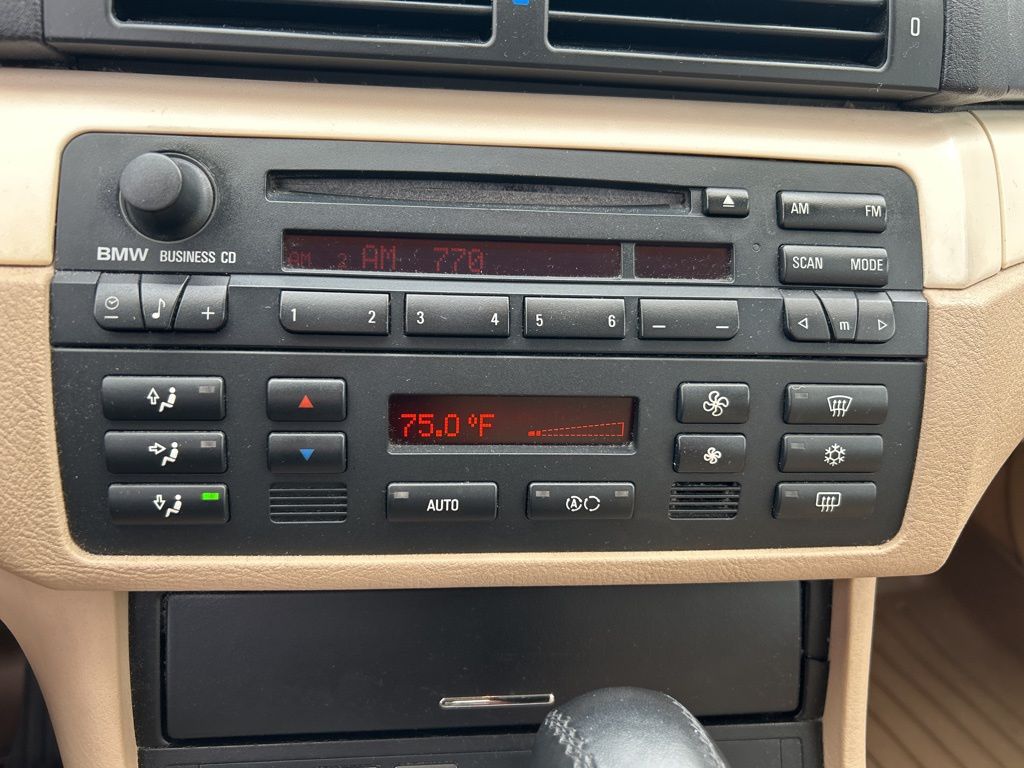 Thumbnail: 2004 BMW 3 Series - 24