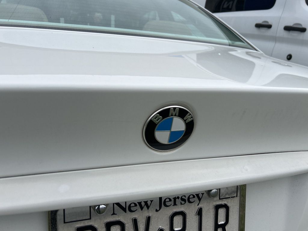 Thumbnail: 2004 BMW 3 Series - 16