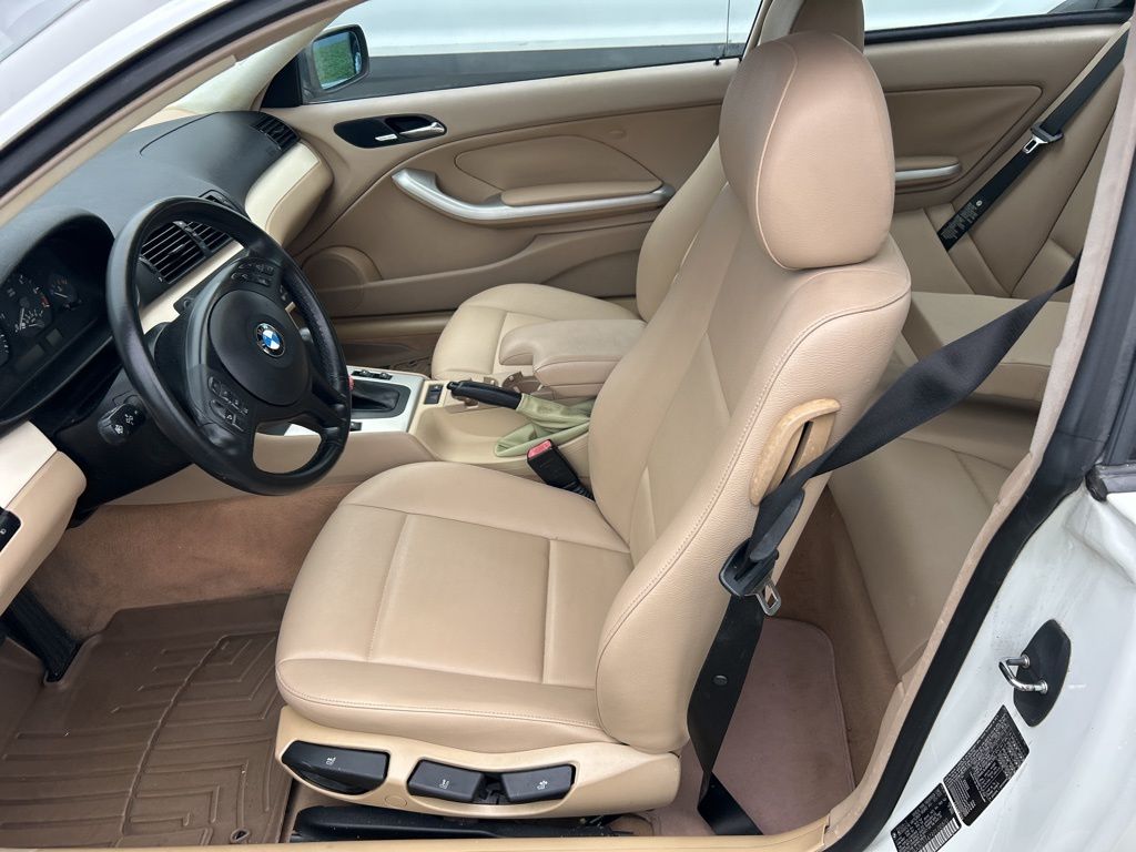 Thumbnail: 2004 BMW 3 Series - 8