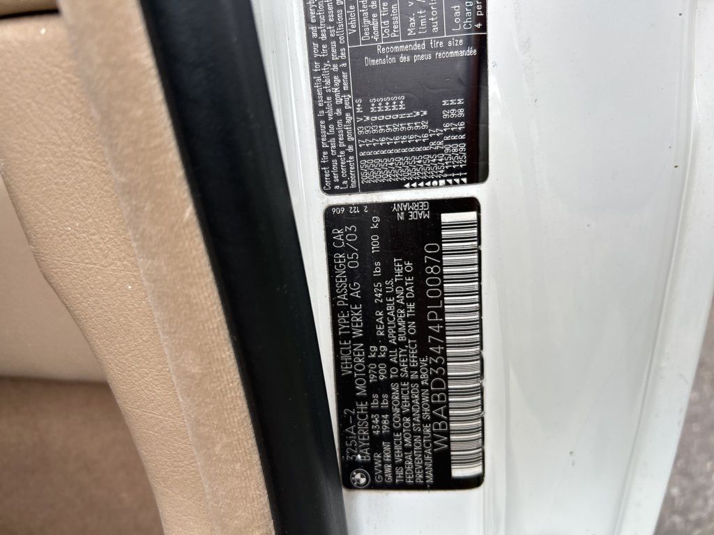 Thumbnail: 2004 BMW 3 Series - 12