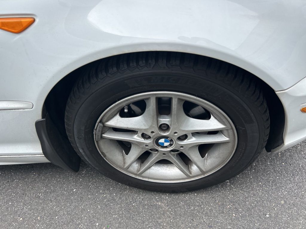 Thumbnail: 2004 BMW 3 Series - 7