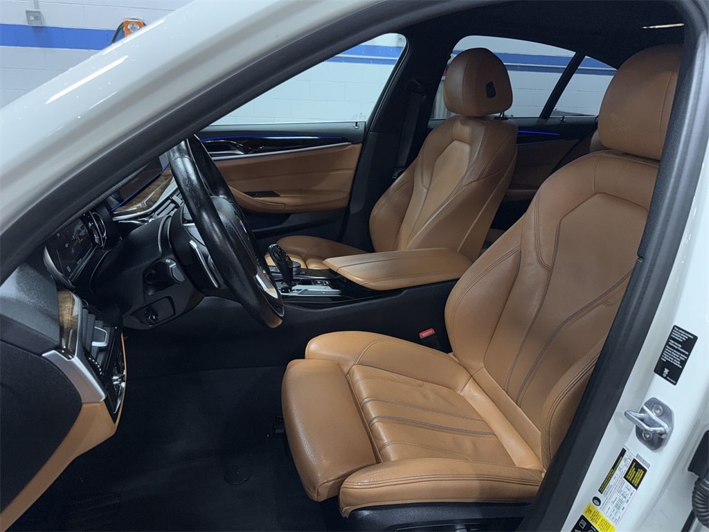 Thumbnail: 2019 BMW 5 Series - 10