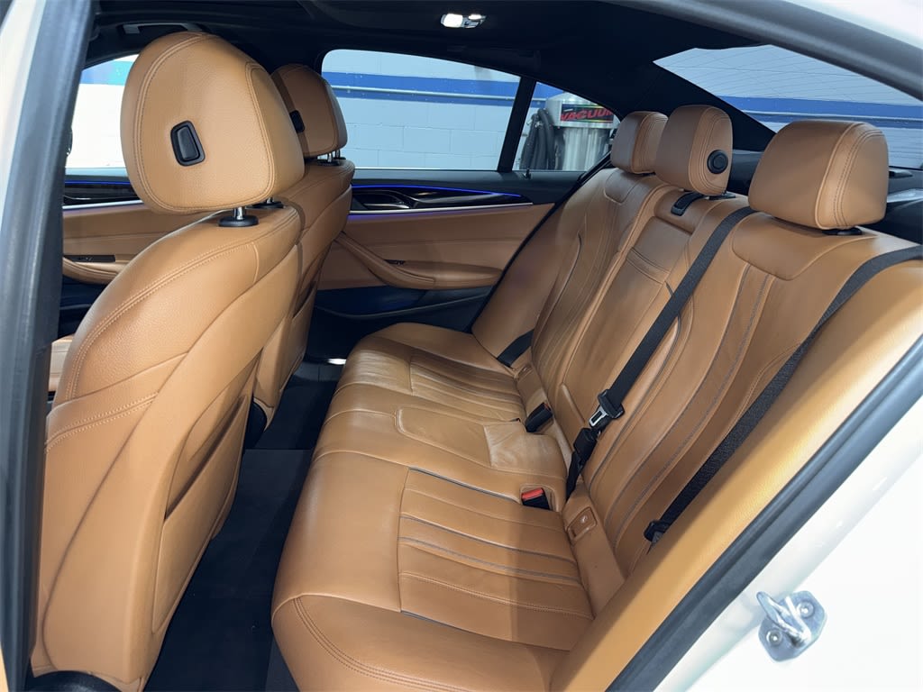 Thumbnail: 2019 BMW 5 Series - 12