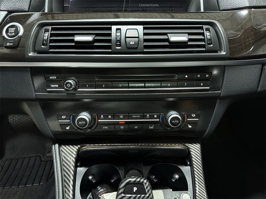 Thumbnail: 2016 BMW 5 Series - 23