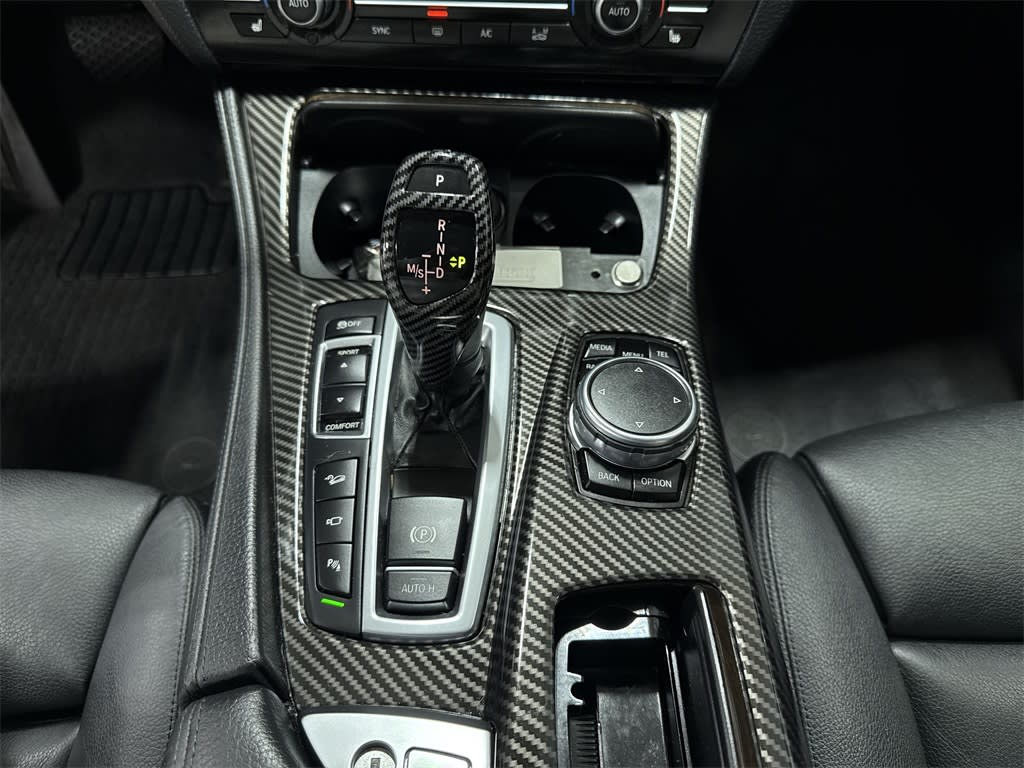 Thumbnail: 2016 BMW 5 Series - 12