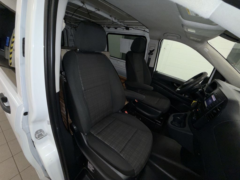 Thumbnail: 2017 Mercedes-Benz Metris - 10