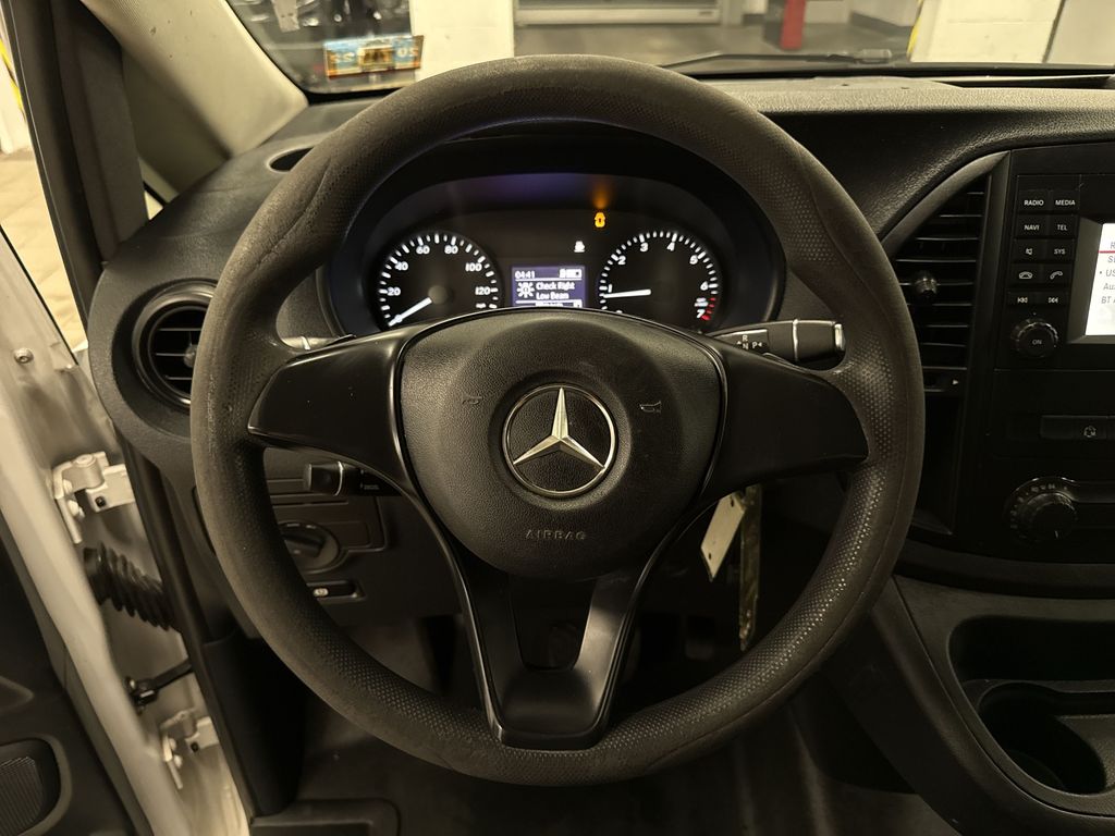 Thumbnail: 2017 Mercedes-Benz Metris - 2