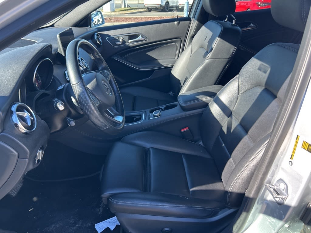 Thumbnail: 2019 Mercedes-Benz GLA - 7