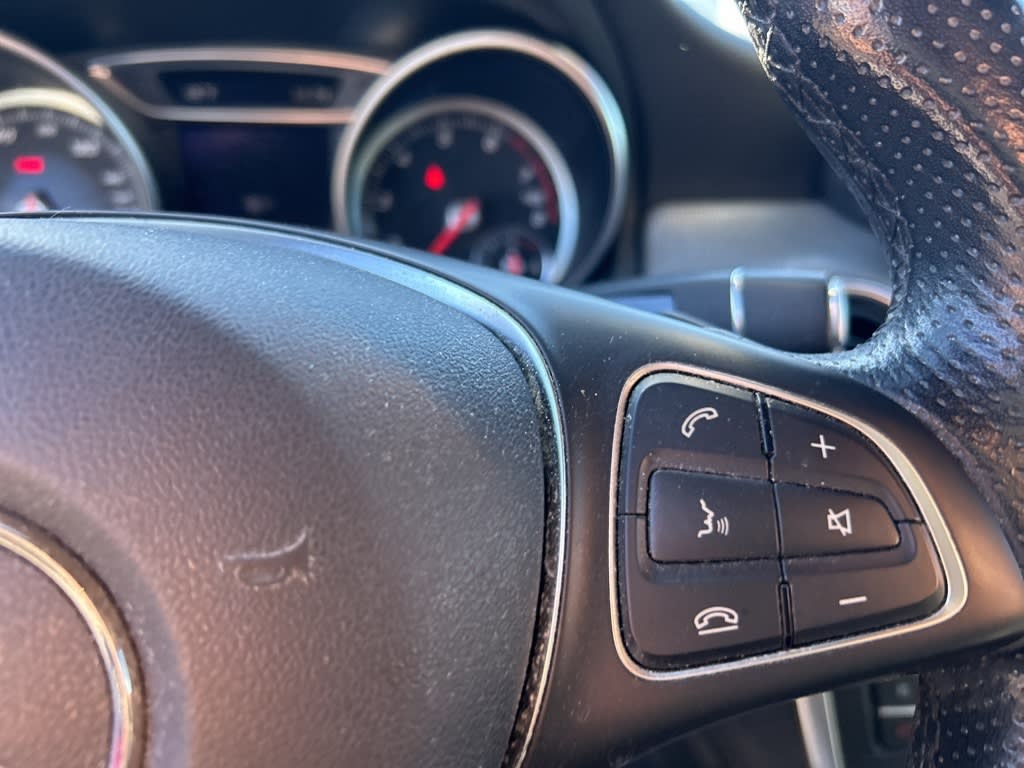 Thumbnail: 2019 Mercedes-Benz GLA - 21