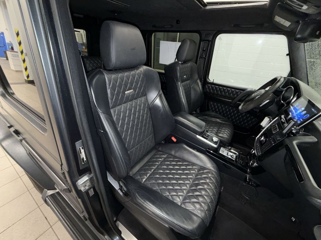 Thumbnail: 2013 Mercedes-Benz G-Class - 10