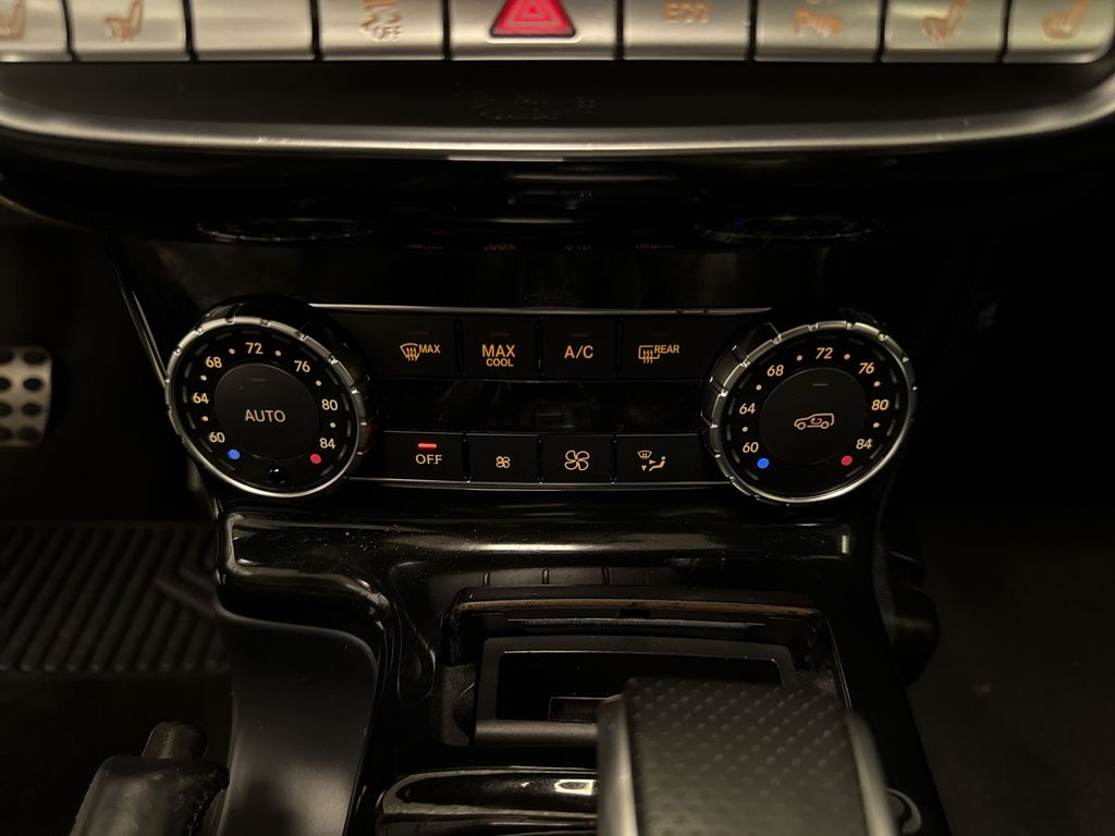 Thumbnail: 2013 Mercedes-Benz G-Class - 22