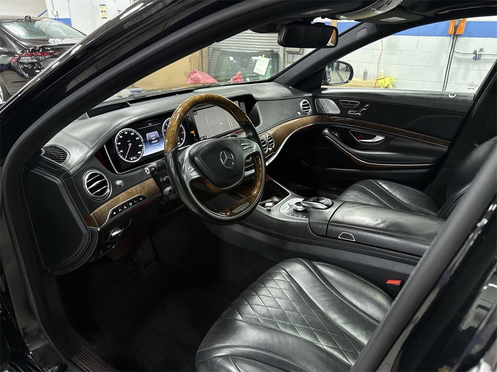 Thumbnail: 2015 Mercedes-Benz S-Class - 8