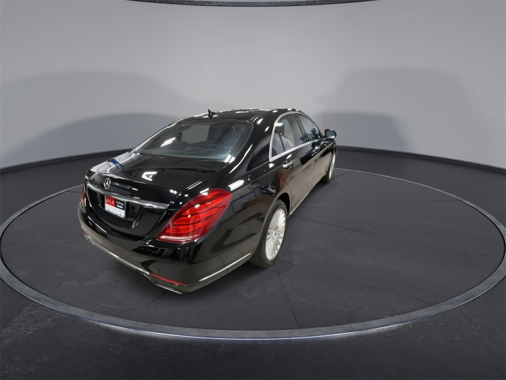 Thumbnail: 2015 Mercedes-Benz S-Class - 21