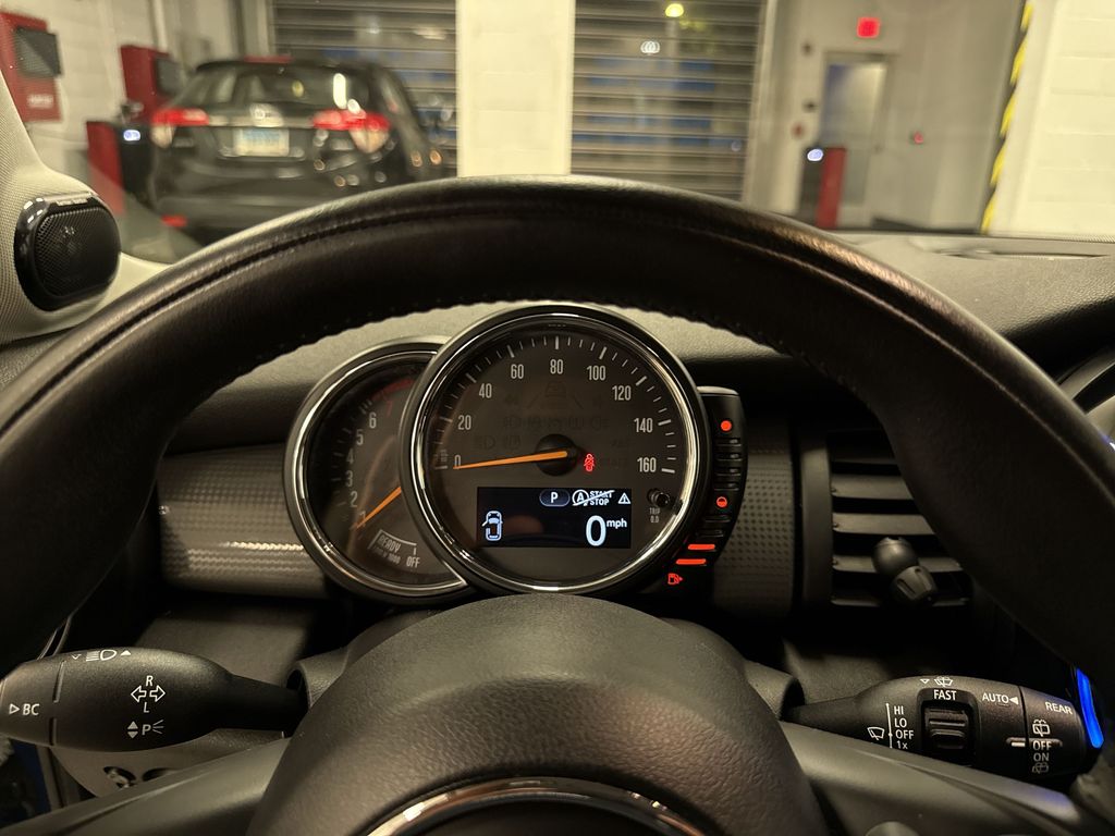 Thumbnail: 2015 MINI Cooper - 28