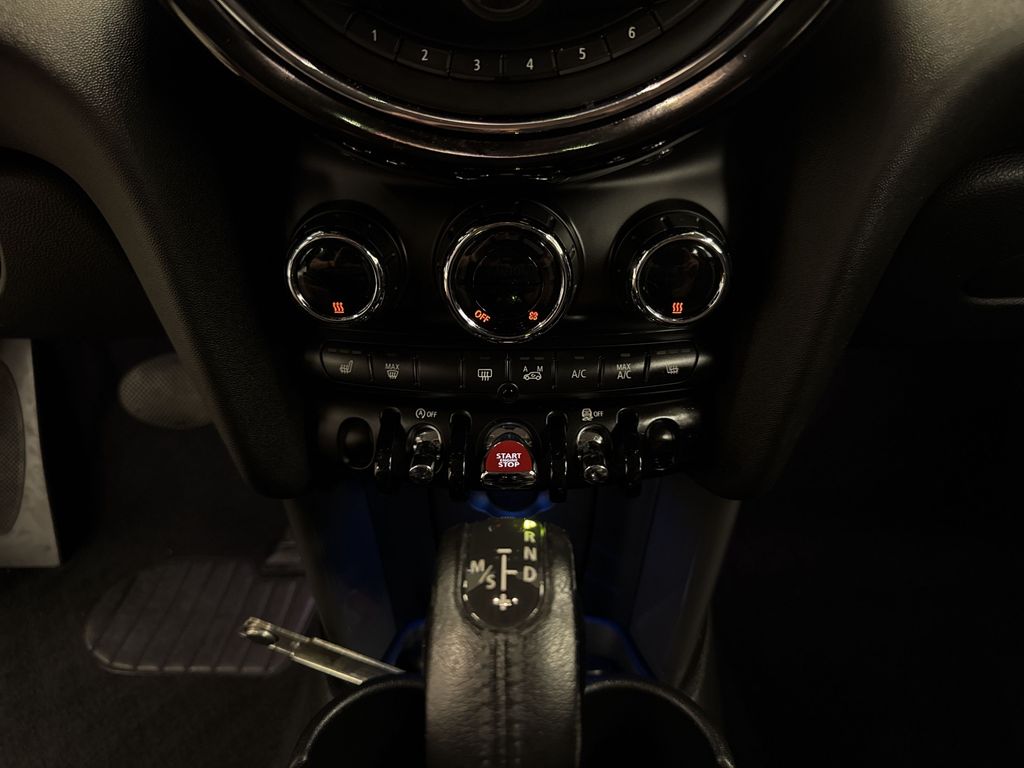Thumbnail: 2015 MINI Cooper - 25
