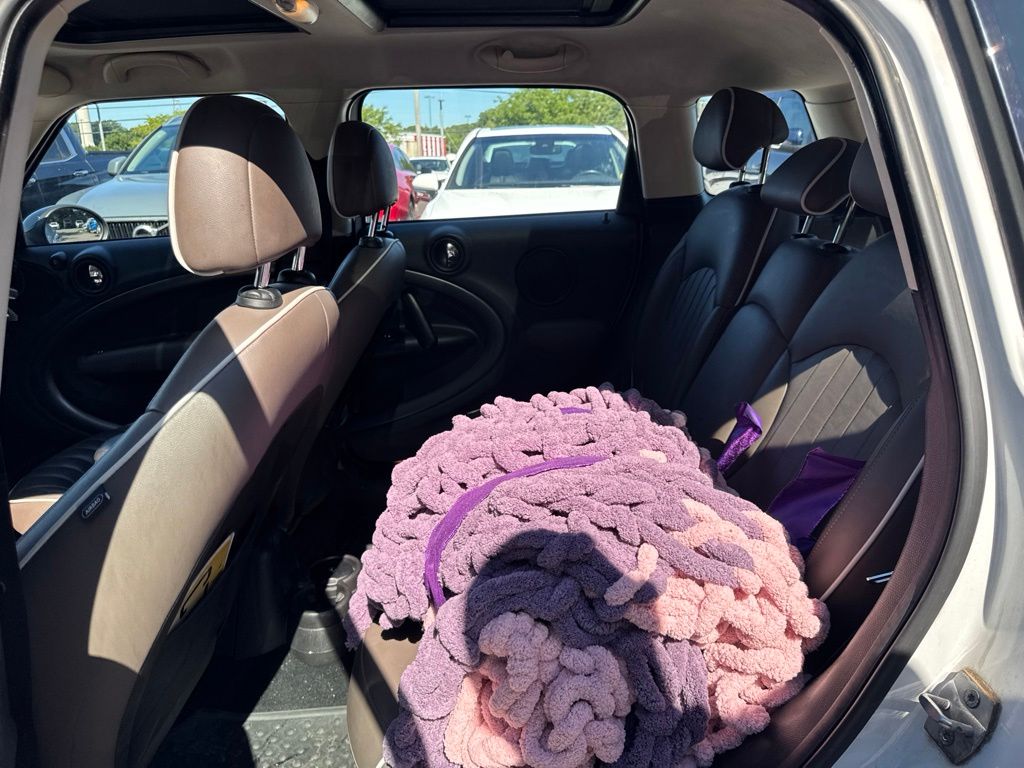 Thumbnail: 2015 MINI Cooper Countryman - 11