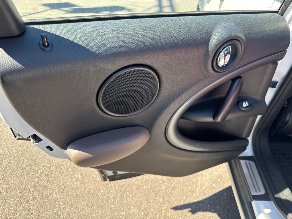 Thumbnail: 2015 MINI Cooper Countryman - 18