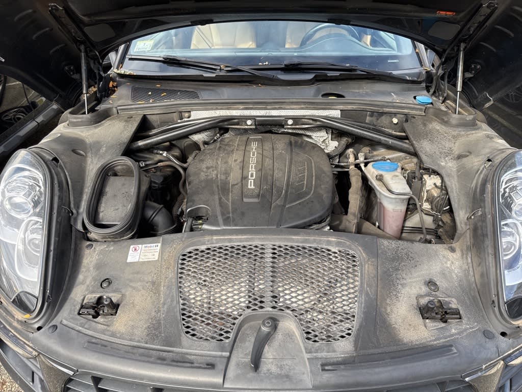 Thumbnail: 2017 Porsche Macan - 7