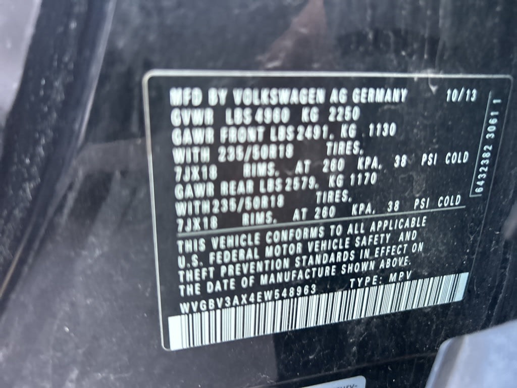 Thumbnail: 2014 Volkswagen Tiguan - 12