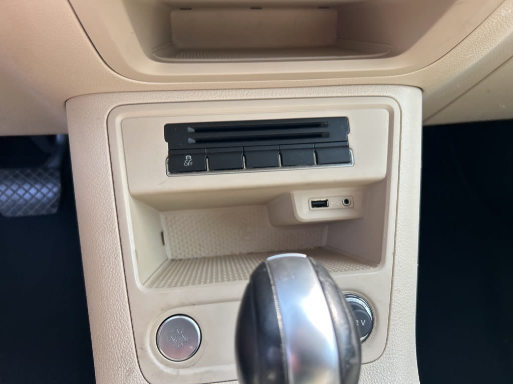 Thumbnail: 2016 Volkswagen Tiguan - 24