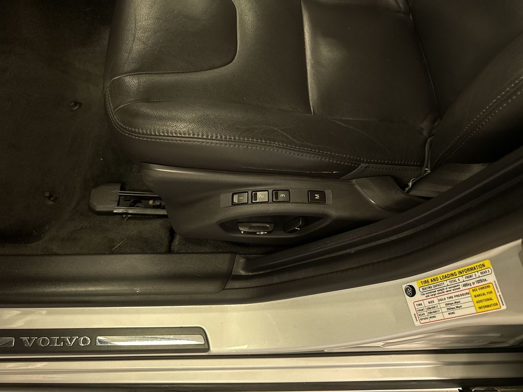 Thumbnail: 2015 Volvo S60 - 25