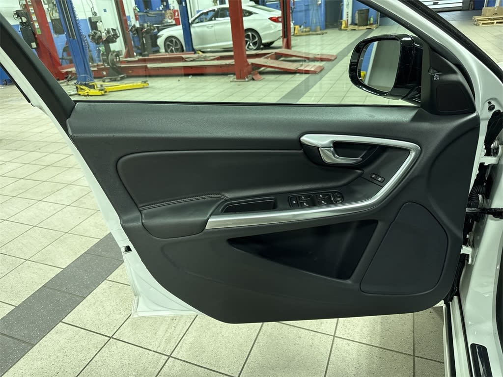 2016 Volvo V60 T5 30
