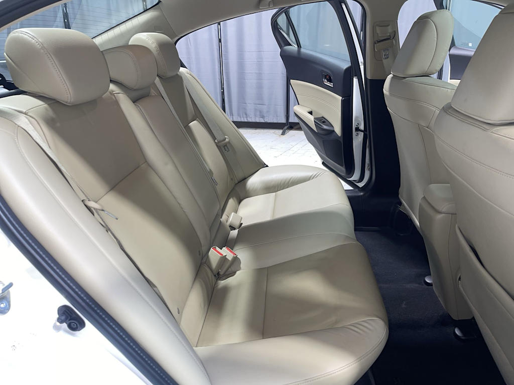 Thumbnail: 2018 Acura ILX - 18