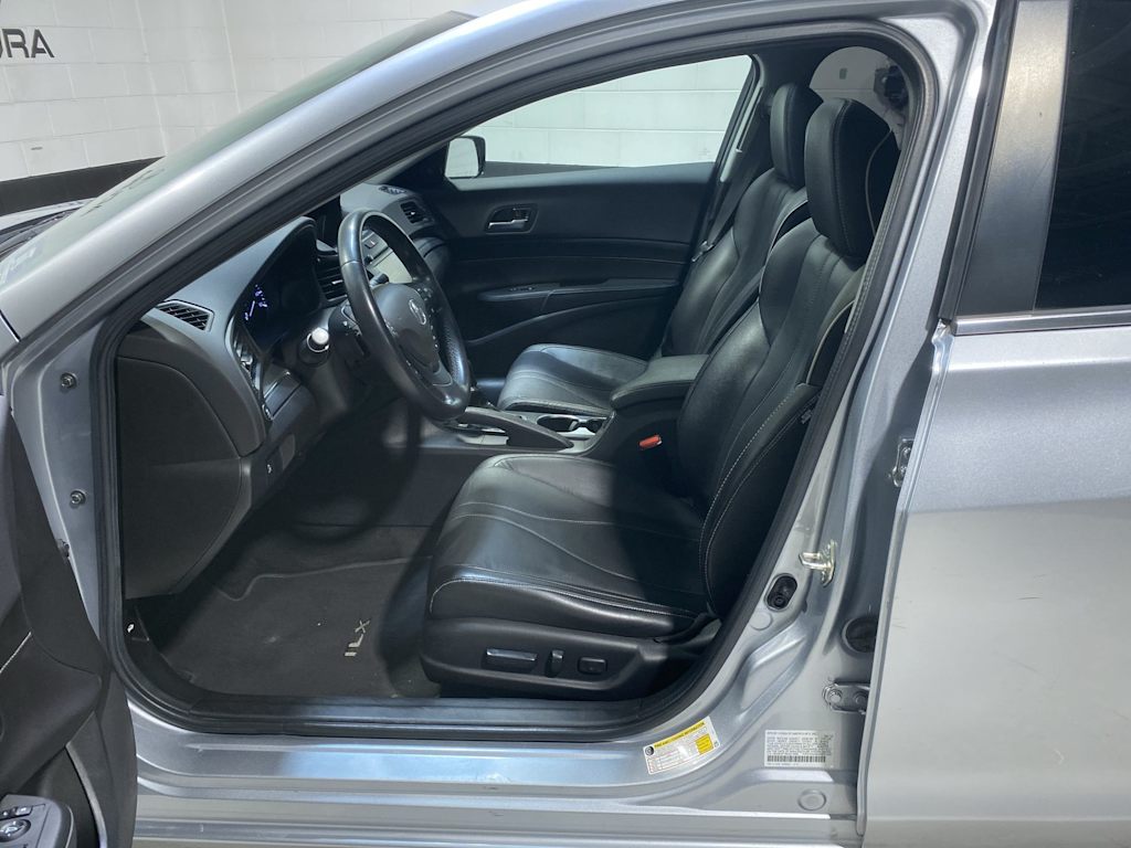 Thumbnail: 2019 Acura ILX - 11