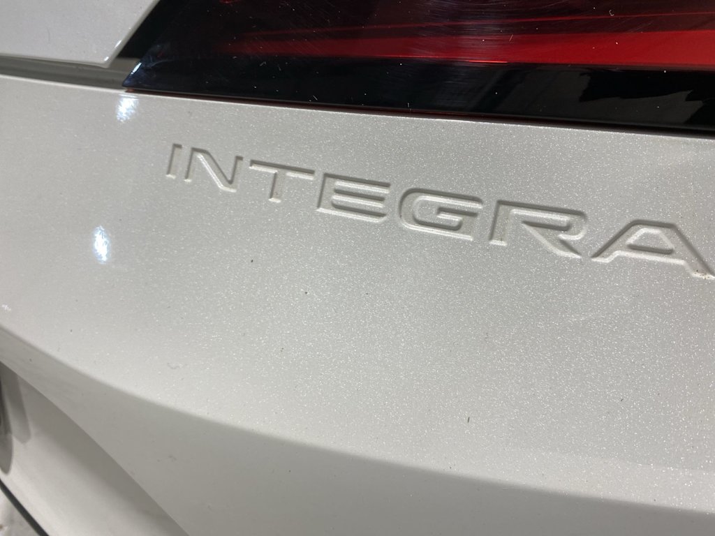 Thumbnail: 2023 Acura Integra - 7